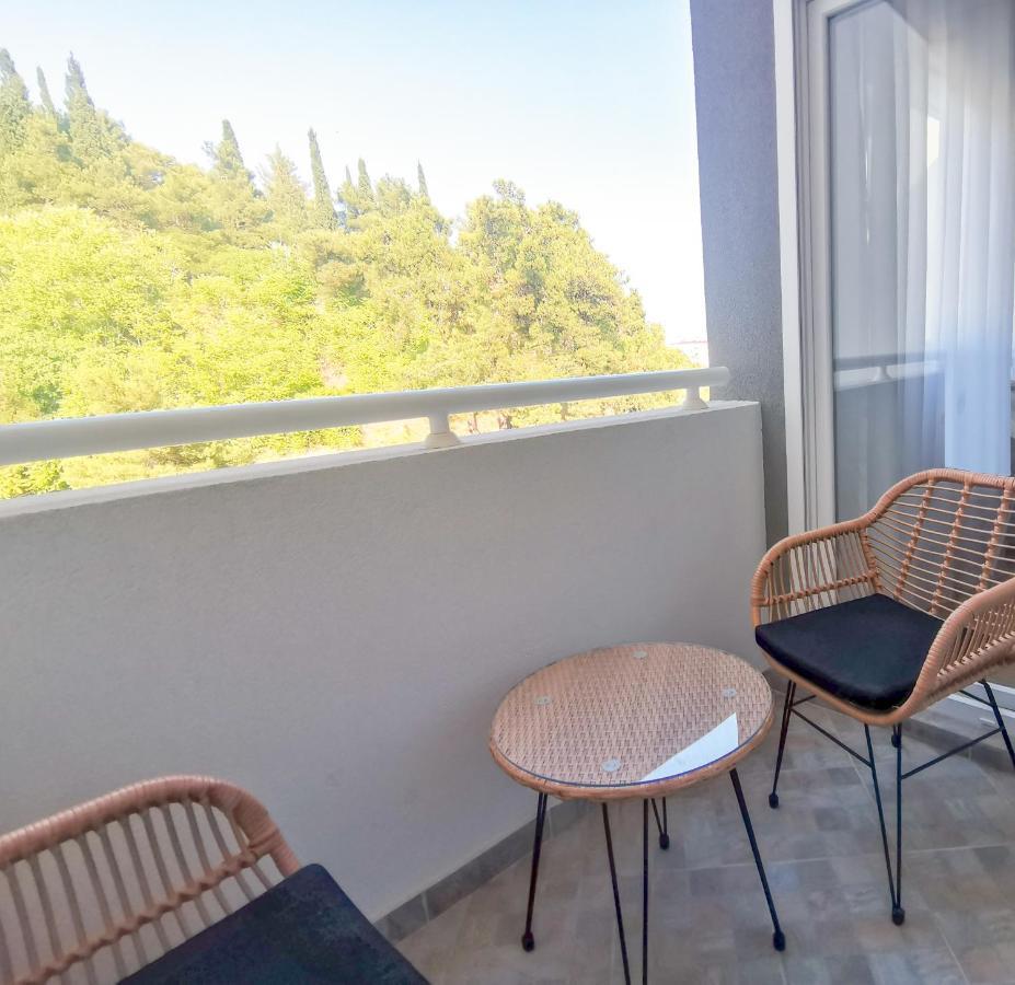 Cozy One-Bedroom Apartment At Ljubovic Park Ποντγορίτσα Εξωτερικό φωτογραφία